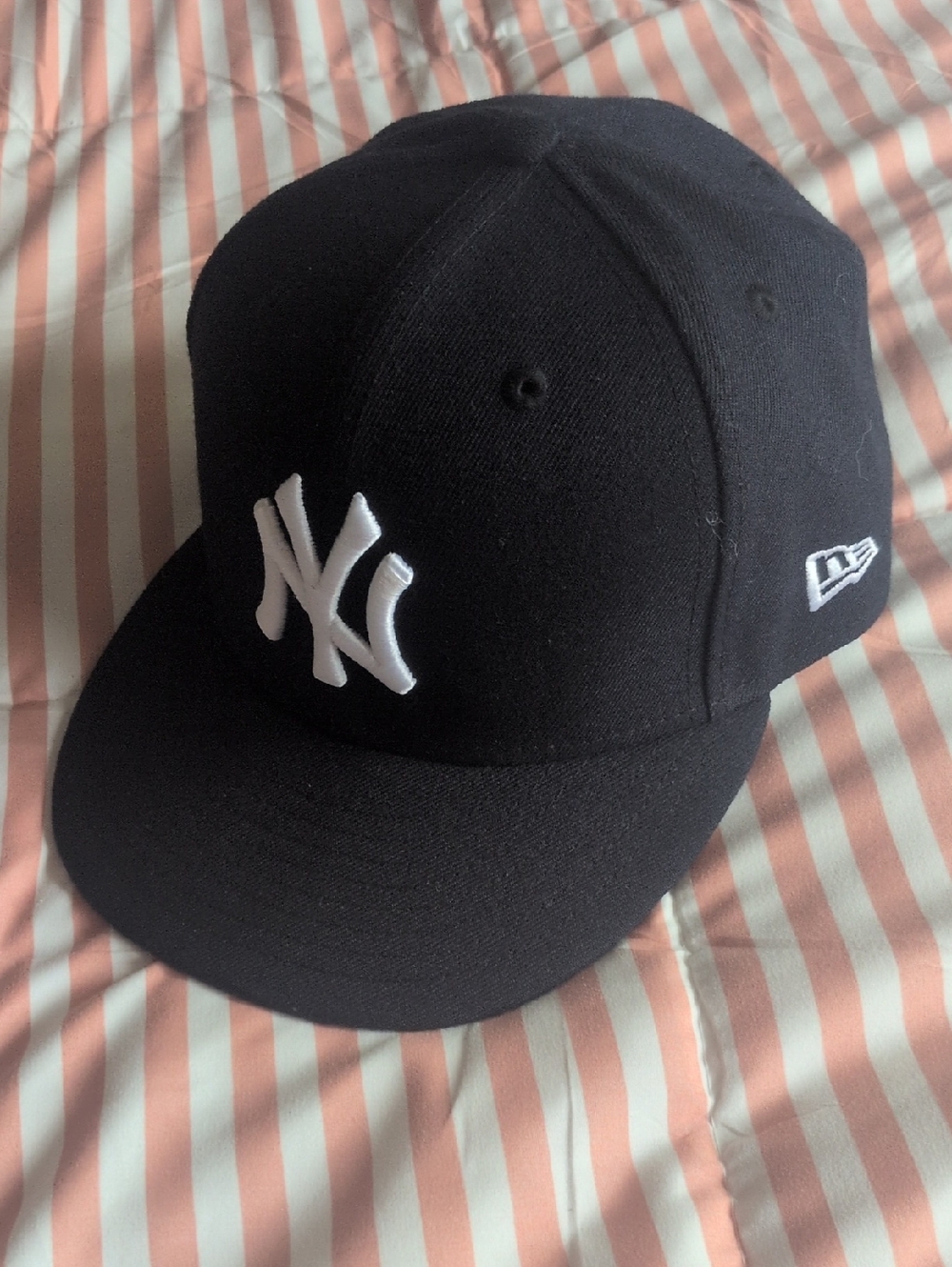 New Era New York Yankees Black and White Fitted Cap